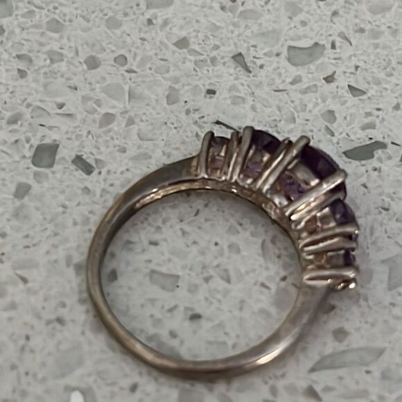 Amethyst Sterling 9.25 Vintage 5 Stone Ring Beautiful Round Cut - Picture 3 of 8